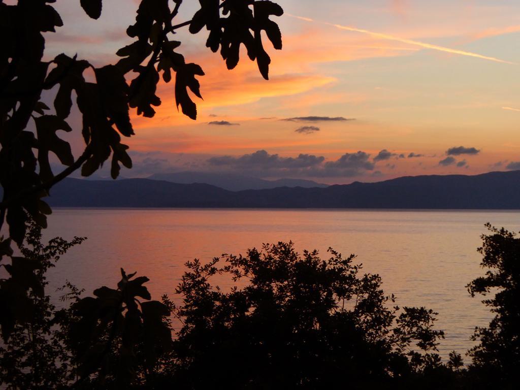 Robinson Sunset Guest House Lagadin Kültér fotó
